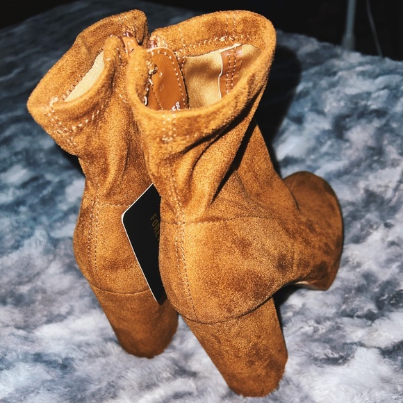Forever 21 booties, size 7, brown! - Picture 2 of 5